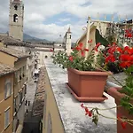 L'attichetto * 아스콜리피체노