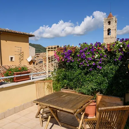 L'attichetto 아스콜리피체노