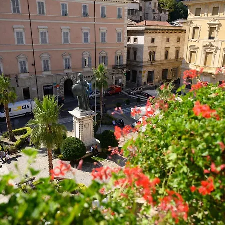 L'attichetto Apartment *
